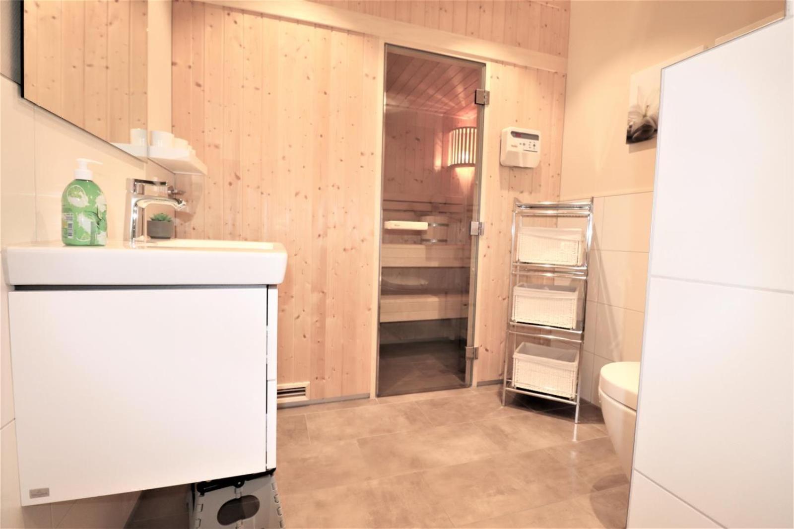Sielhuus 5, Ferienwohnung Mit Sauna In Fedderwardersiel 부차딩엔 외부 사진